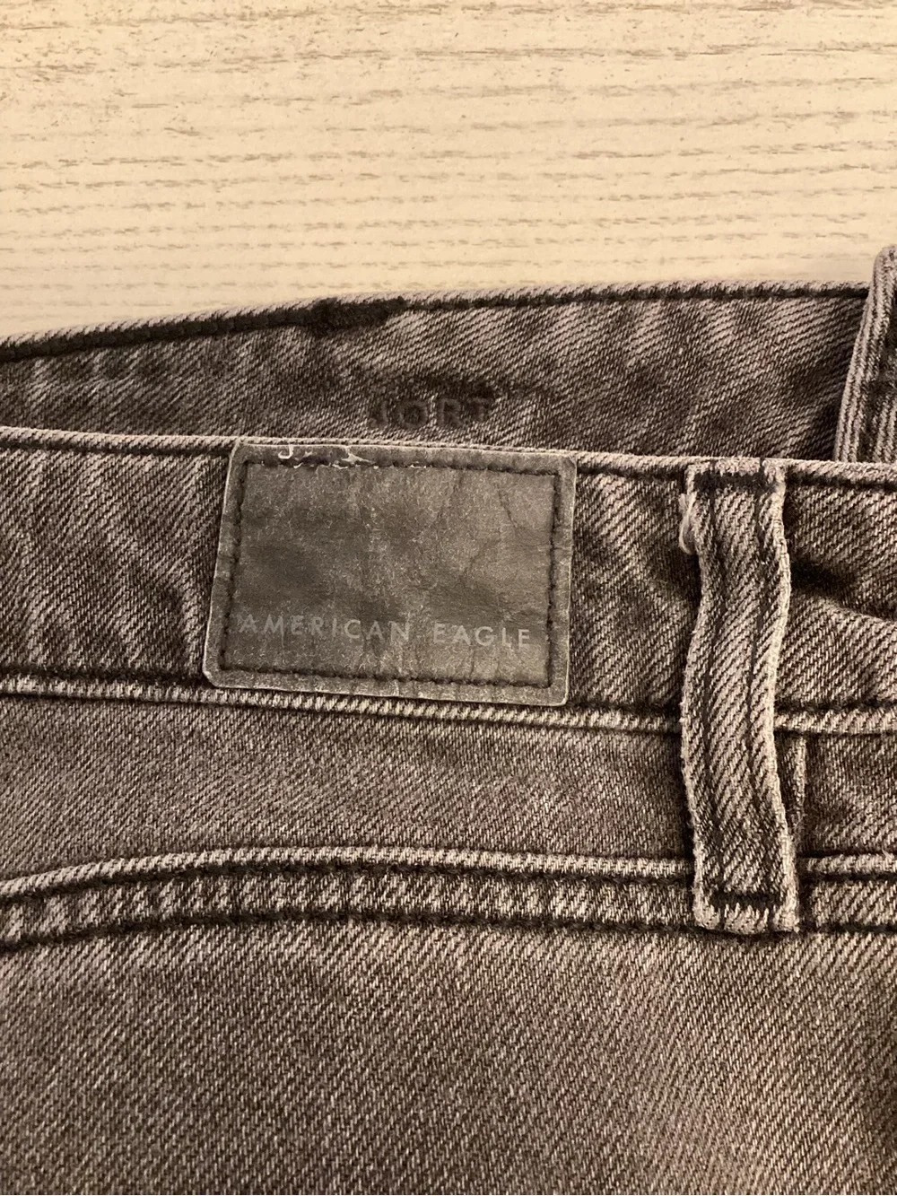 American Eagle 16 NWT Baggy Denim 8” Jort Women’s Faded Black Stretch 2025